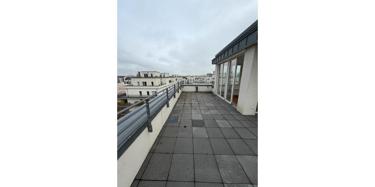 Einfamilienhaus Düsseldorf Heerdt - 3 Zimmer, 99 m&sup2;, 2.350&euro; | Angebot:25275204