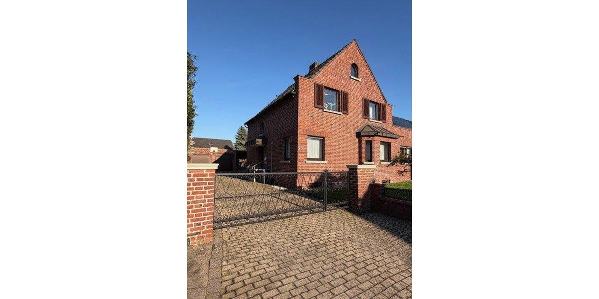 Einfamilienhaus Duisburg Rheinhausen - 7.5 Zimmer, 186 m&sup2;, 550.000&euro; | Angebot:26921852