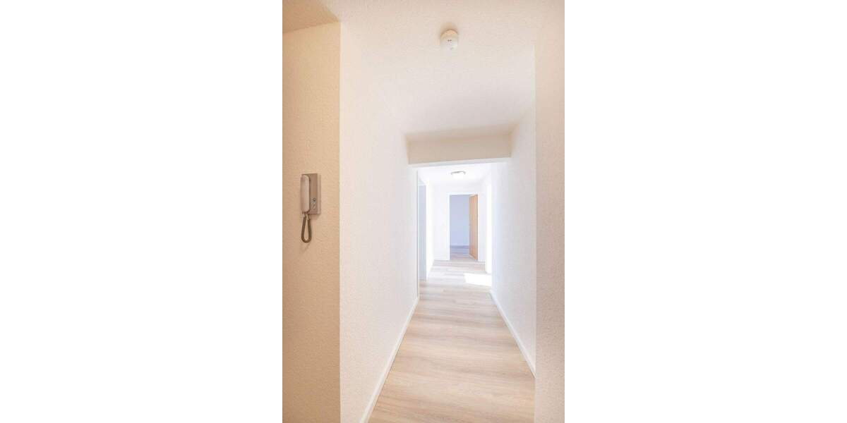 Etagenwohnung Düsseldorf Flingern Nord - 2 Zimmer, 82 m&sup2;, 1.360&euro; | Angebot:25318712