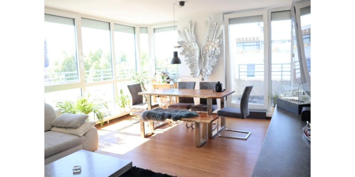 Düsseldorf Derendorf - Moderne 2 Zimmer Whng mit sehr großer Dachterasse und Balkon 2 zimmer