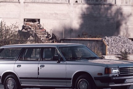 Mazda 929 II