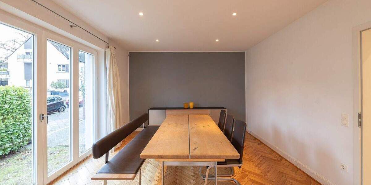 * Freistehendes Einfamilienhaus mit hoher Lebensqualität in begehrter Gerresheimer Lage * 6 zimmer