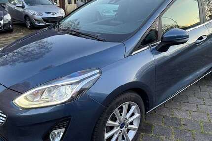 Ford Fiesta 113.000 km 9.999 &euro; Neuss 41462