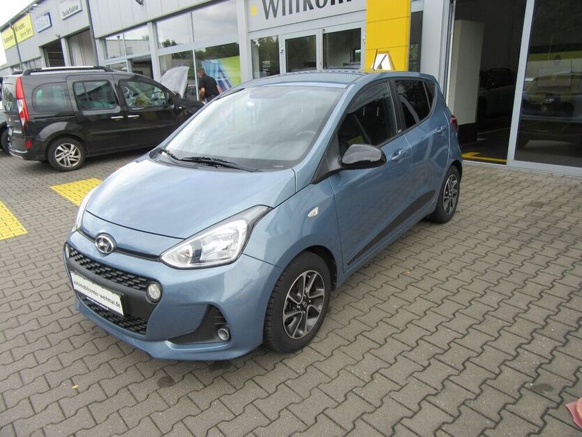 i10