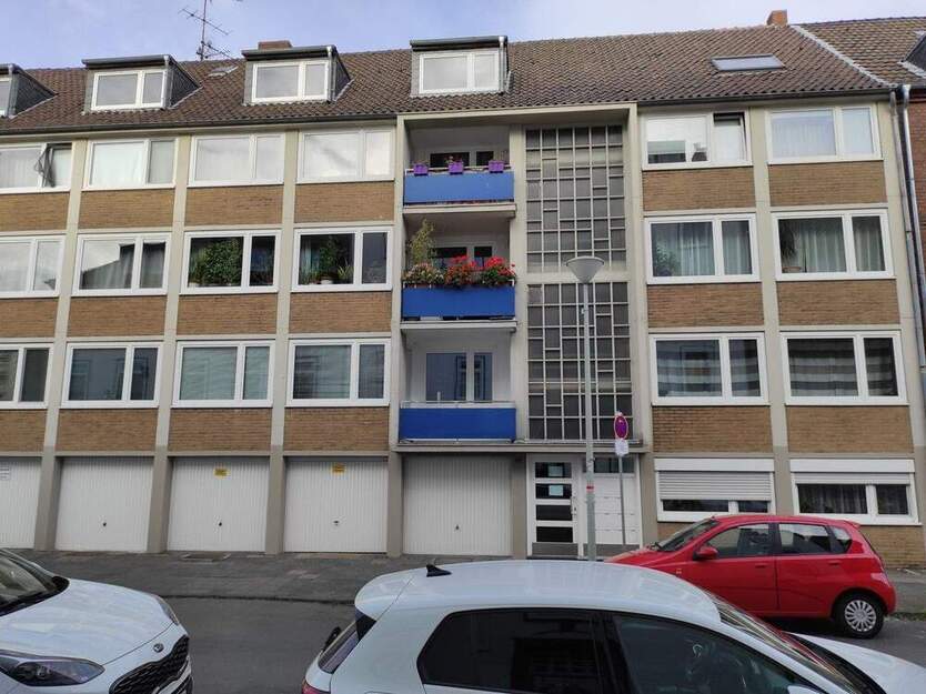 Krefeld-Cracau, Freiligrathstraße 42 - Tolle, kernsanierte 3-Zimmer-Wohnung mit Balkon ab Mitte Oktober zu mieten !! 3 zimmer