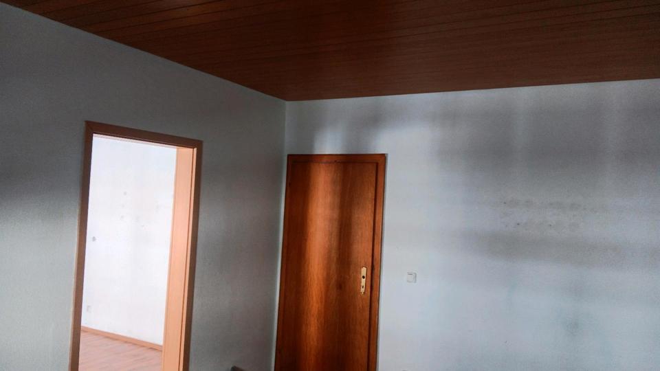Etagenwohnung Velbert Velbert-Mitte - 4 Zimmer, 100 m&sup2;, 900&euro; | Angebot:26056073