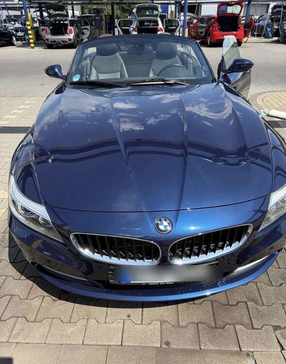 BMW Z4 68.000 km 21.900 € Essen 45136