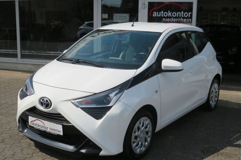 Toyota Aygo (X) 77.040 km 8.990 € Kerken 47647