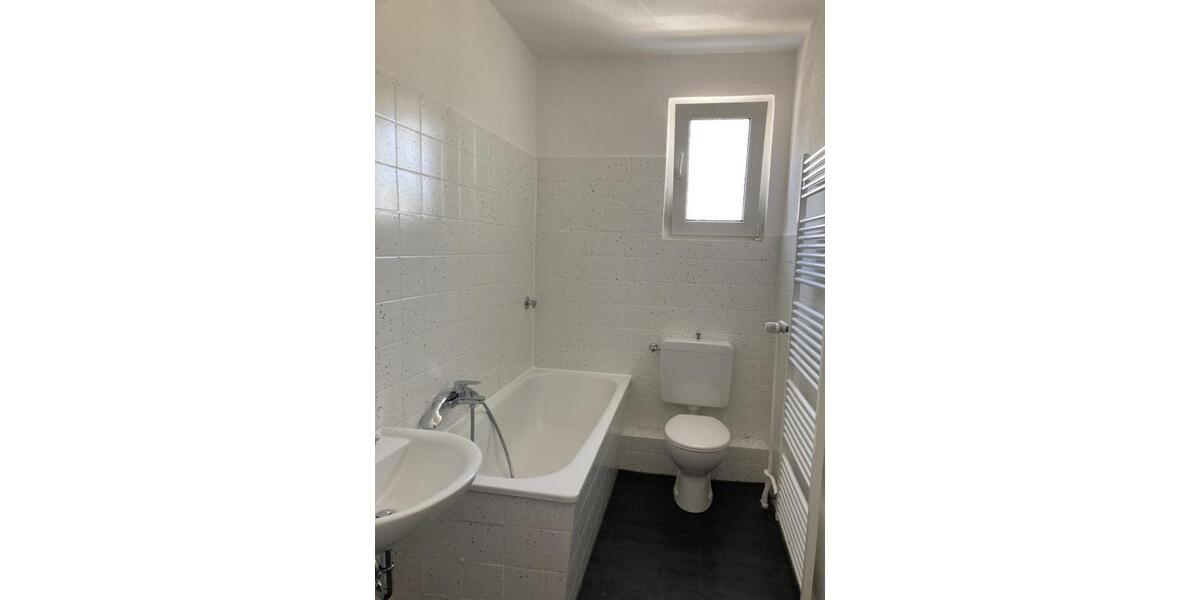 Erdgeschoßwohnung Gelsenkirchen Gelsenkirchen-Mitte - 3.5 Zimmer, 57 m&sup2;, 447&euro; | Angebot:26042966