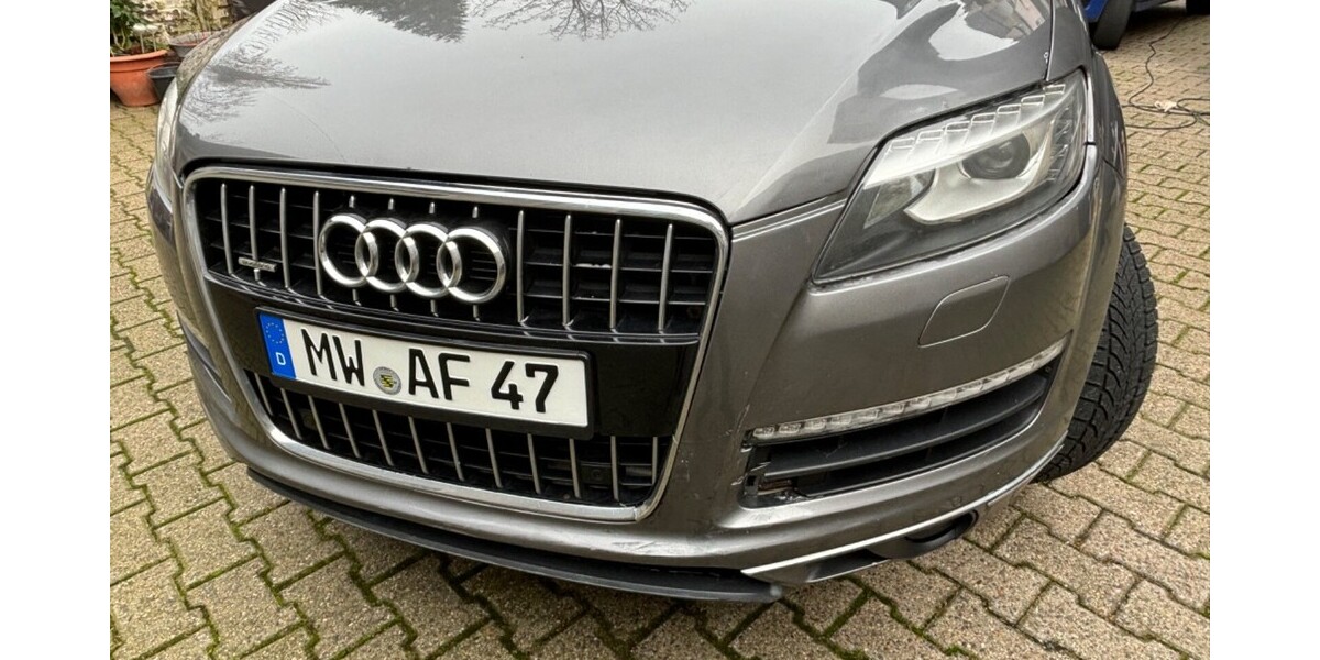 Audi Q 7 240.000 km 14.500 € Duisburg 47051