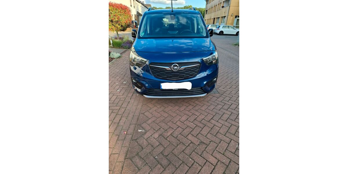 Opel Combo 37.000 km 22.999 &euro; Voerde 46562