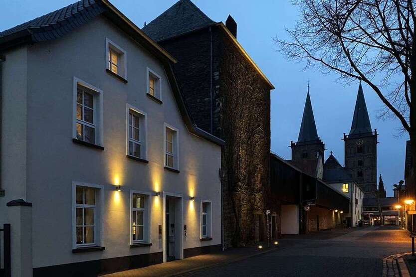 Haus zum Kaufen in Xanten 1.495.000 € 358.7 m²