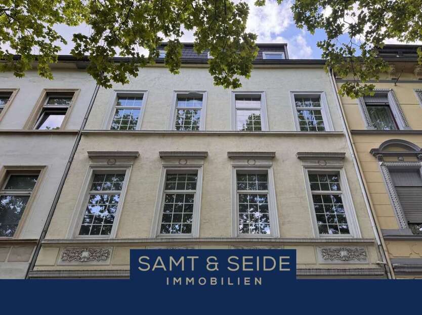 Haus zum Kaufen in Krefeld 439.000 € 314.35 m² 14 zimmer