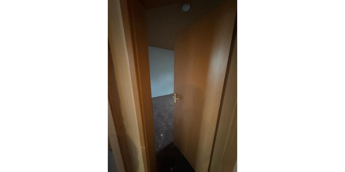 Einfamilienhaus Duisburg Hamborn - 1 Zimmer, 80 m&sup2;, 950&euro; | Angebot:26443104