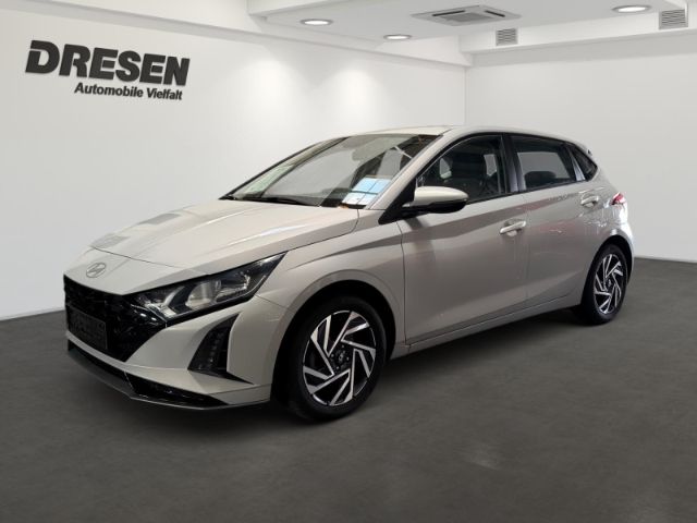 Hyundai i20 9.080 km 17.920 &euro; Neuss 41464