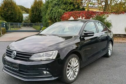 VW Jetta 128.000 km 9.990 € Dinslaken 46539