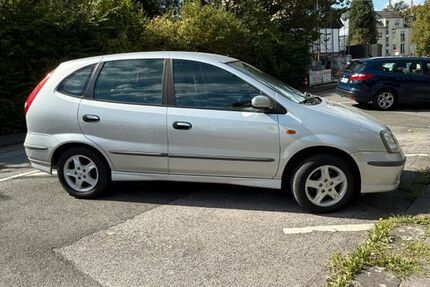 Nissan Almera Tino 143.639 km 1.650 &euro; Velbert 42551