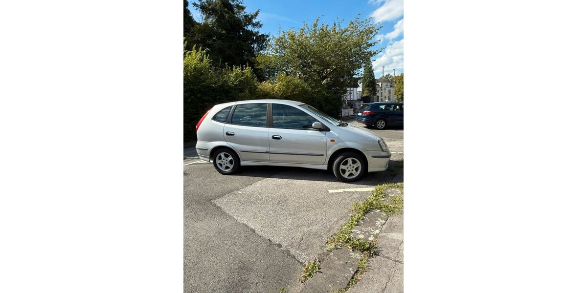 Nissan Almera Tino 143.639 km 1.650 &euro; Velbert 42551