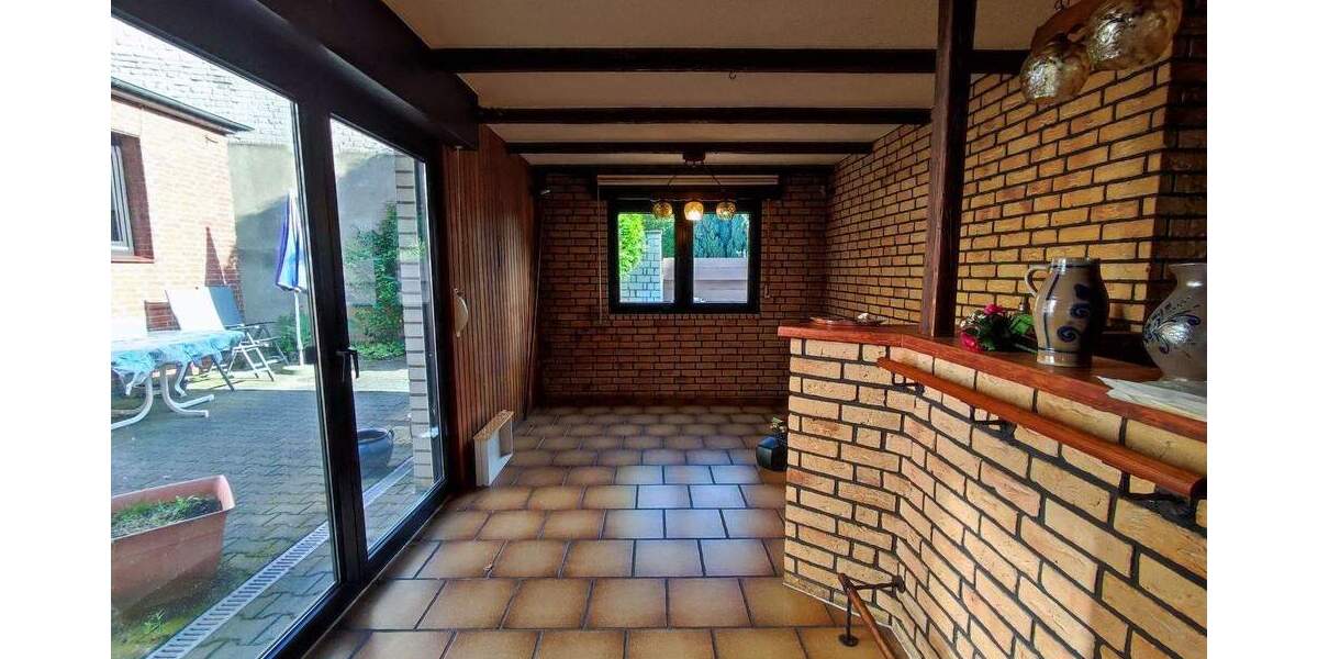 Reihenmittelhaus Düsseldorf Heerdt - 1 Zimmer, 285 m&sup2;, 695.000&euro; | Angebot:24696292