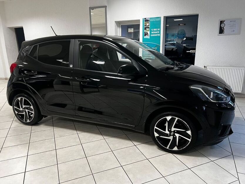 i10