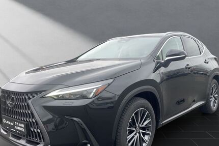 Lexus NX 350h 1.770 km 47.450 &euro; Wesel 46485