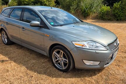 Ford Mondeo 123.380 km 3.900 &euro; Bottrop 46244