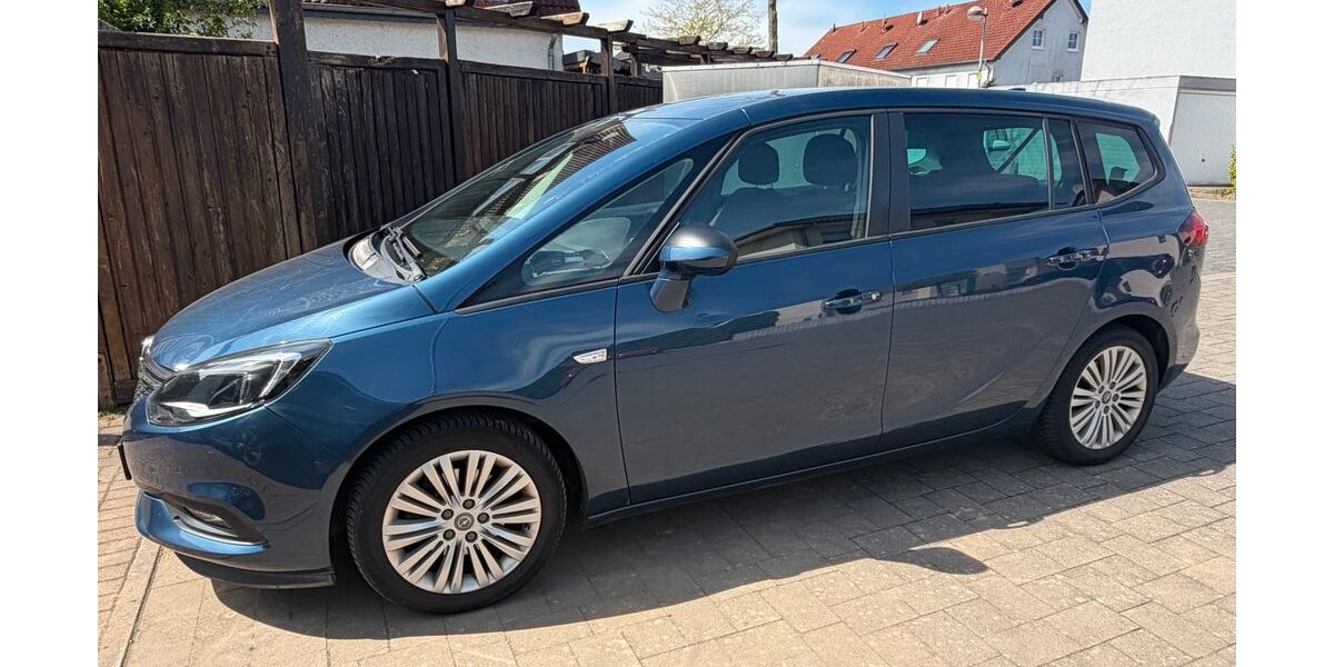 Opel Zafira Tourer 87.000 km 9.500 &euro; Kamp-Lintfort 47475