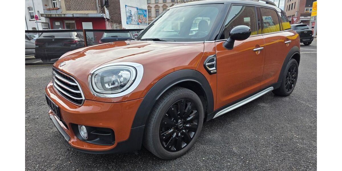 Mini Countryman D (Cooper) 197.000 km 8.999 &euro; Neuss 41462