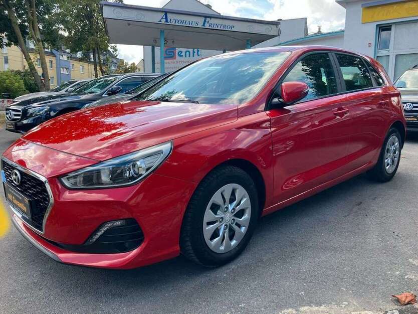 i30