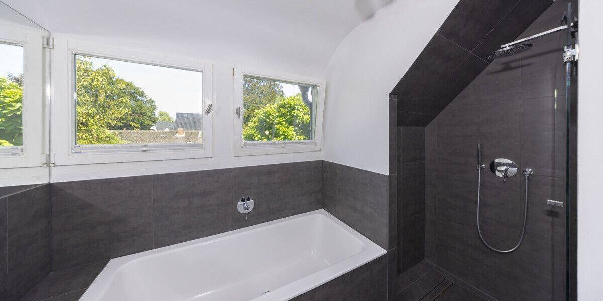 Einfamilienhaus Meerbusch Strümp - 6 Zimmer, 210 m&sup2;, 1.380.000&euro; | Angebot:26852740