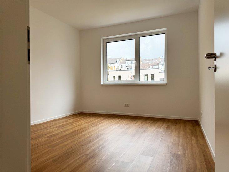 Reihenhaus Düsseldorf Flingern Süd - 4 Zimmer, 101 m&sup2;, 2.100&euro; | Angebot:26195897