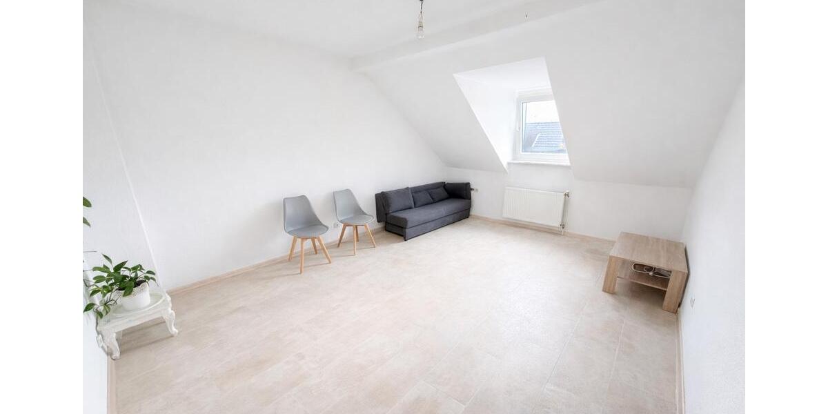 Dachgeschoßwohnung Gelsenkirchen Gelsenkirchen-Mitte - 2 Zimmer, 64 m&sup2;, 560&euro; | Angebot:25444029