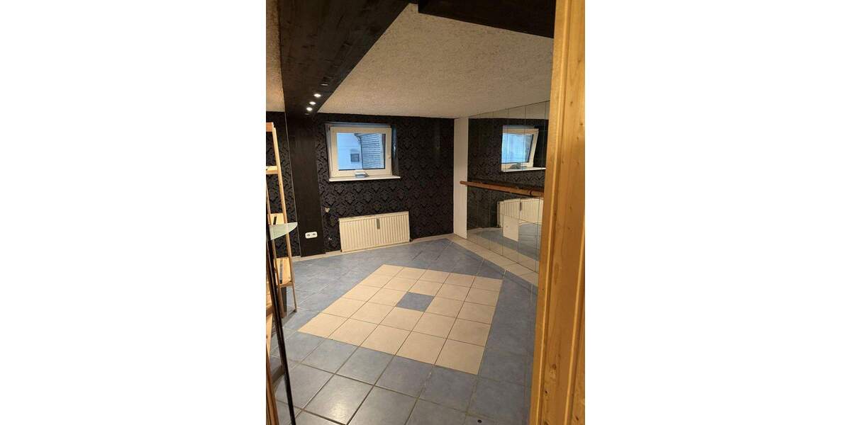 Reihenendhaus Wülfrath Innenstadt - 9 Zimmer, 260 m&sup2;, 485.000&euro; | Angebot:24811187