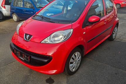 Peugeot 107 83.000 km 1.999 &euro; Krefeld 47807