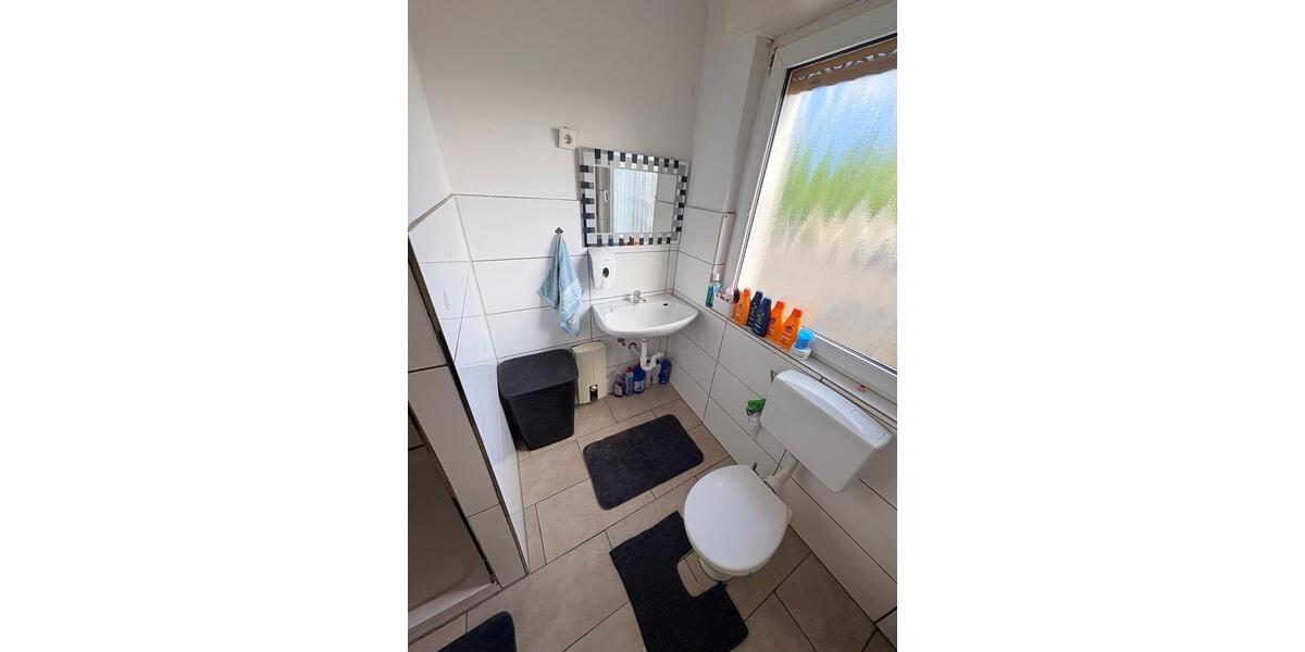 Etagenwohnung Duisburg Rheinhausen - 2.5 Zimmer, 57 m&sup2;, 450&euro; | Angebot:26233290