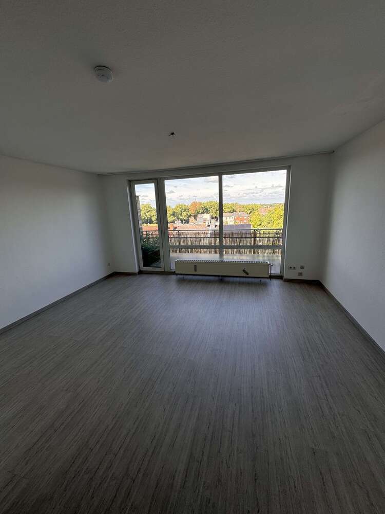 Wohnung zum Mieten in Oberhausen 220 € 31.3 m²
