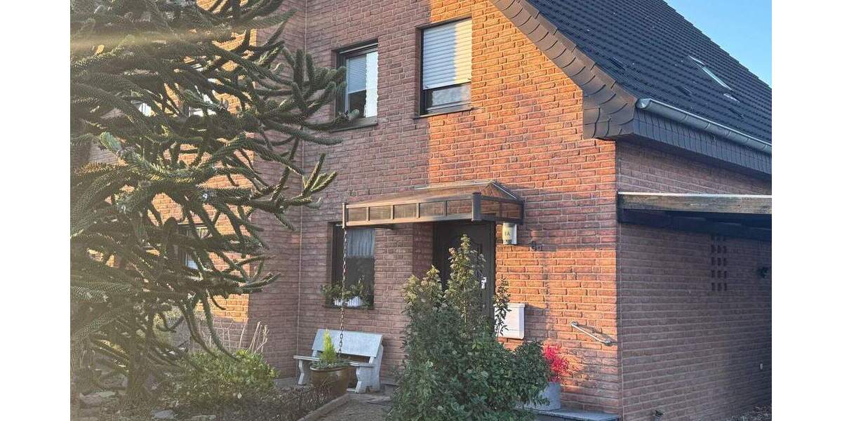 Doppelhaushälfte Krefeld Inrath/Kliedbruch - 4 Zimmer, 126 m&sup2;, 378.000&euro; | Angebot:24712562