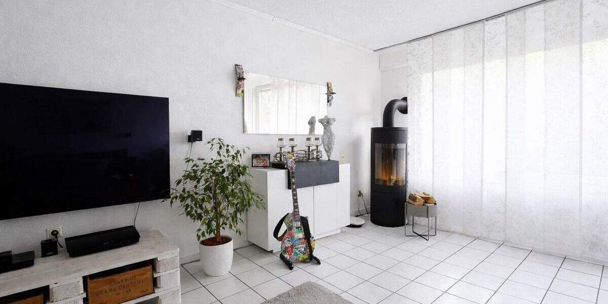 Mehrfamilienhaus, Wohnhaus Krefeld / Bockum Bockum - 6 Zimmer, 184 m&sup2;, 498.000&euro; | Angebot:25695272