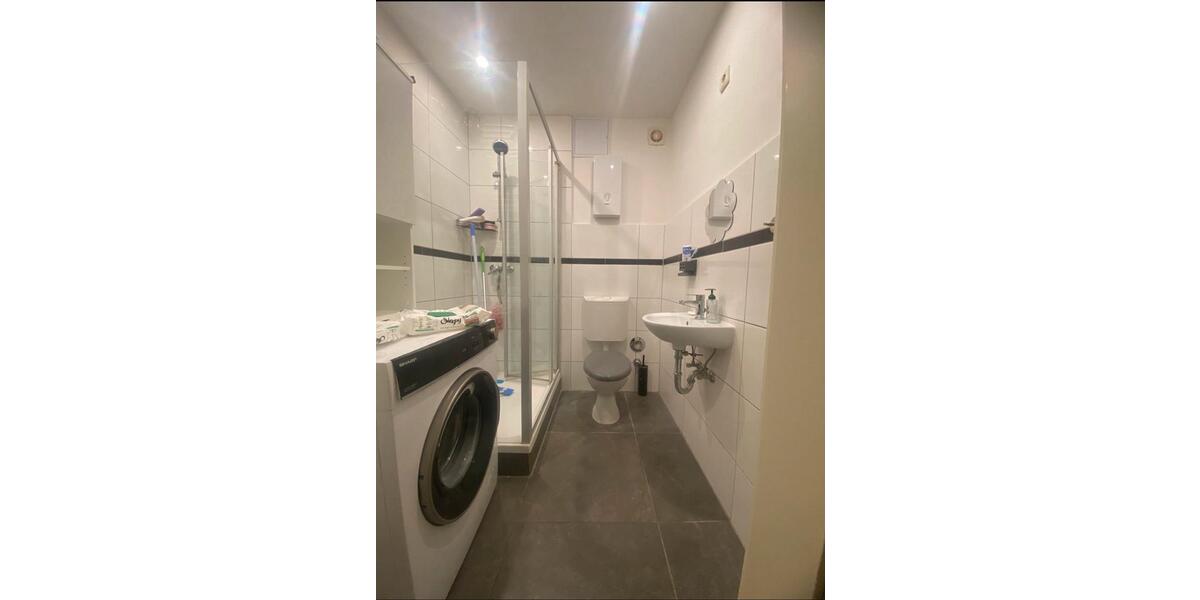 Erdgeschoßwohnung Duisburg Duisburg-Mitte - 1 Zimmer, 42 m&sup2;, 380&euro; | Angebot:26256385