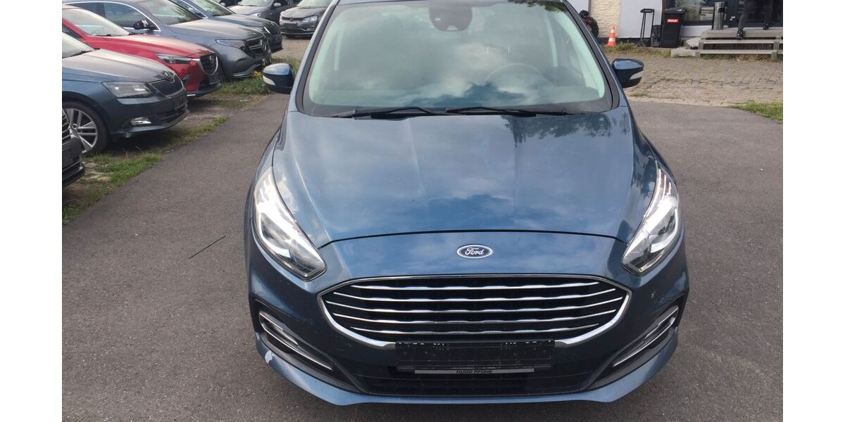 Ford S-Max 227.501 km 9.600 &euro; Gelsenkirchen 45886