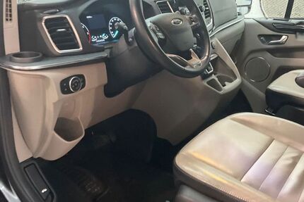 Ford Tourneo Custom 142.925 km 22.950 &euro; Düsseldorf 40213
