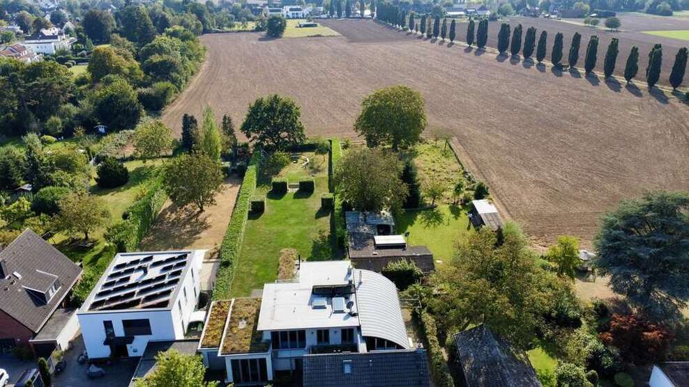Haus zum Kaufen in Meerbusch 919.000 € 183 m²