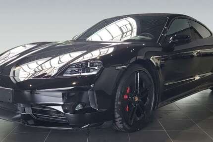 Porsche Taycan 9.900 km 149.500 € Willich 47877