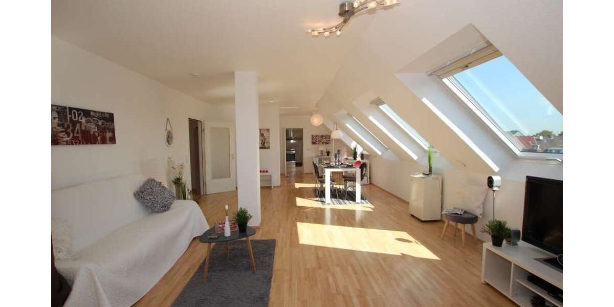 Etagenwohnung Krefeld Cracau - 2 Zimmer, 87 m&sup2;, 867&euro; | Angebot:25472106