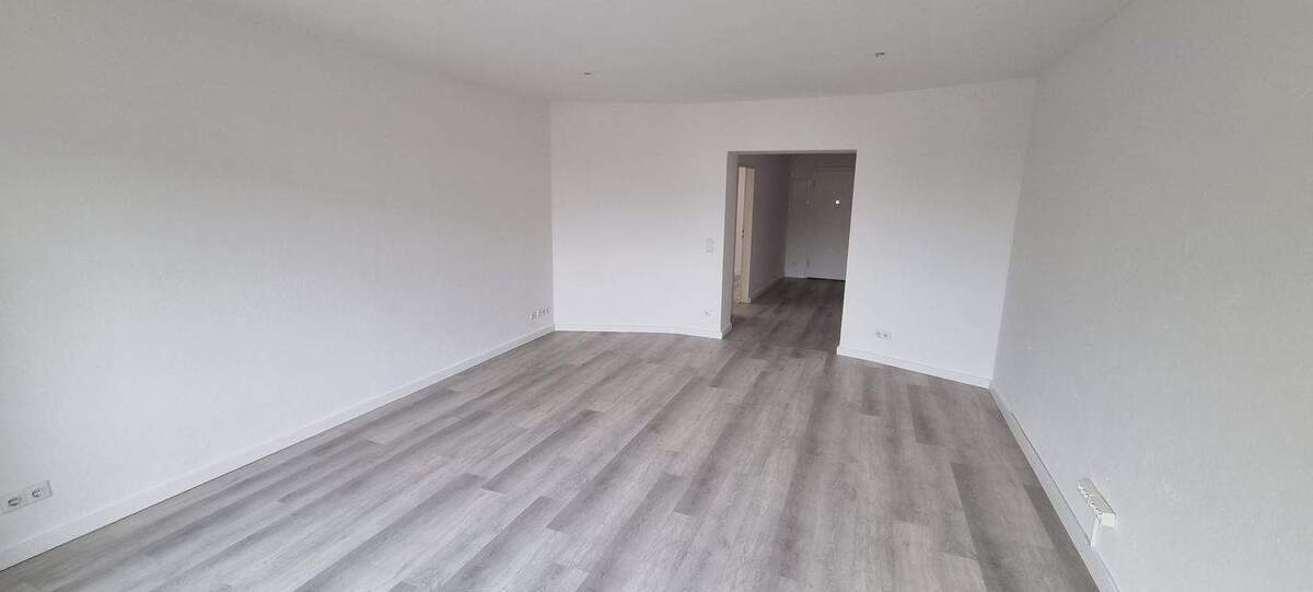 ELEGANTE + RENOVIERTE 2-ZIMMER-WOHNUNG in DÜSSELDORF - FRIEDRICHSTADT 2 zimmer