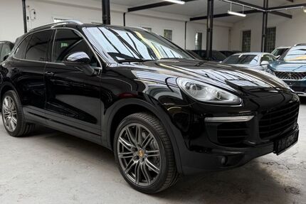 Porsche Cayenne 242.000 km 25.700 € Velbert 42551