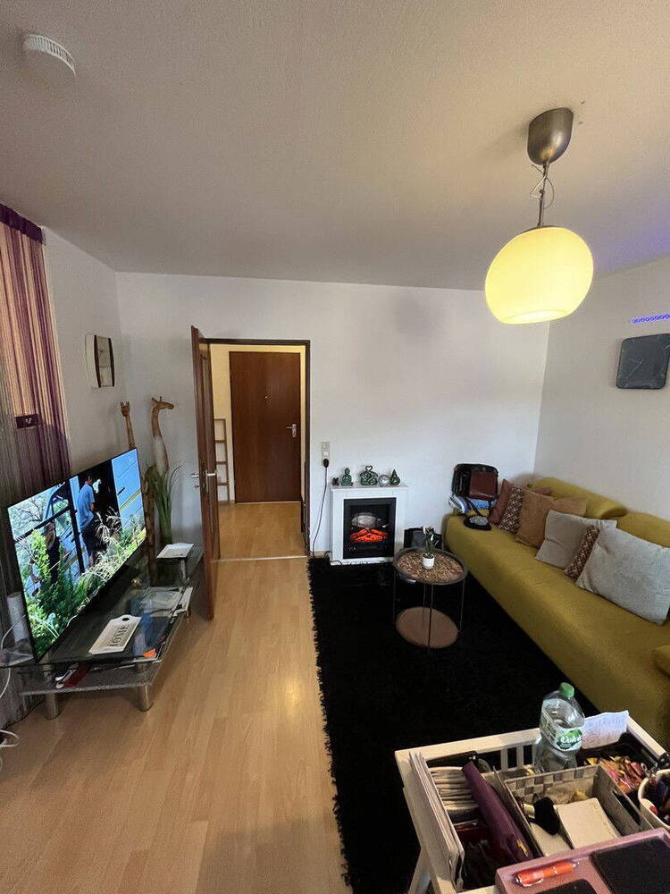 1,5 Zimmer Apartment direkt an U35 mit Balkon und Küche