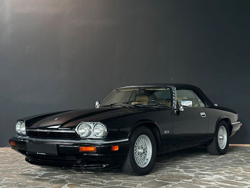 XJS