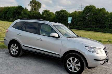 Hyundai SANTA FE 148.000 km 5.500 &euro; Oberhausen 46117