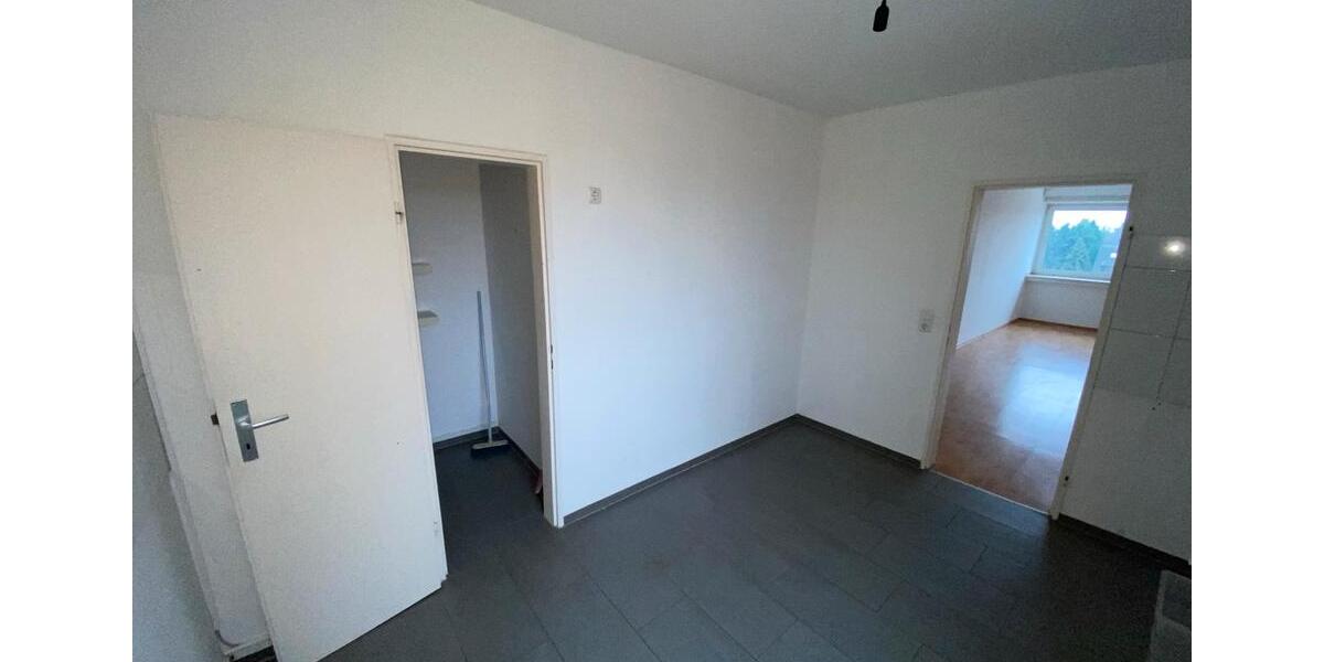 Etagenwohnung Bottrop Feldhausen - 3.5 Zimmer, 86 m&sup2;, 794&euro; | Angebot:26451013